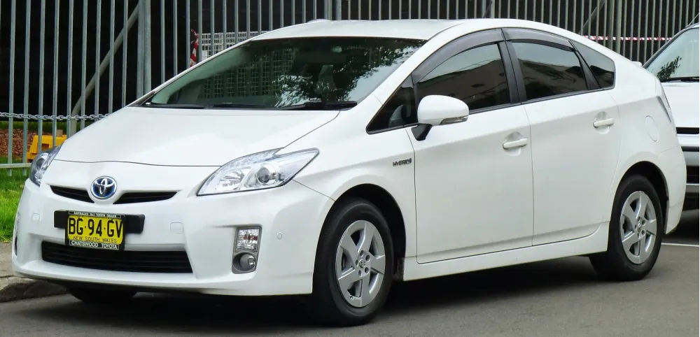 Toyota Prius III (ZVW30)