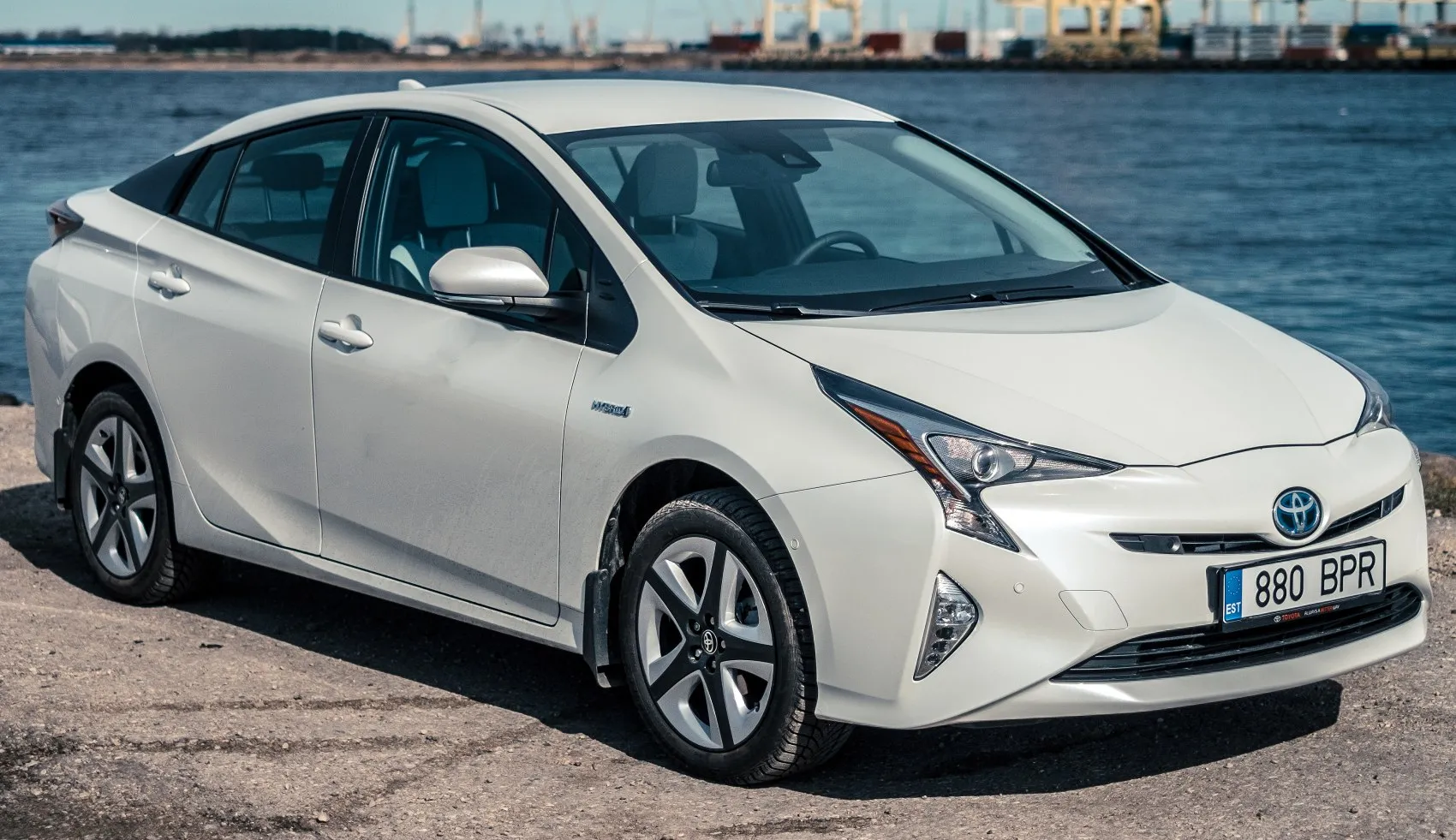 Image for Toyota Prius IV (XW50)