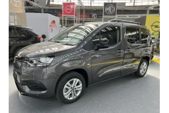 Toyota Proace City Verso SWB