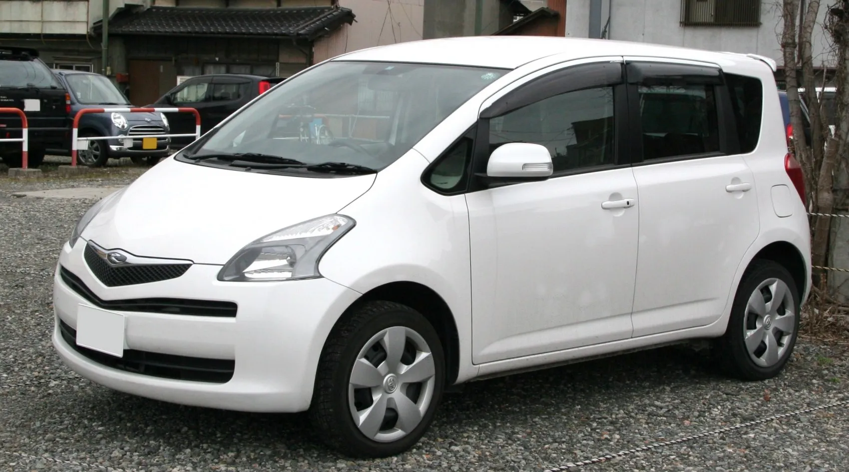 Toyota Ractis I