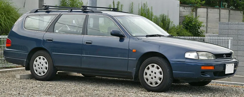 Toyota Scepter SW (V15)