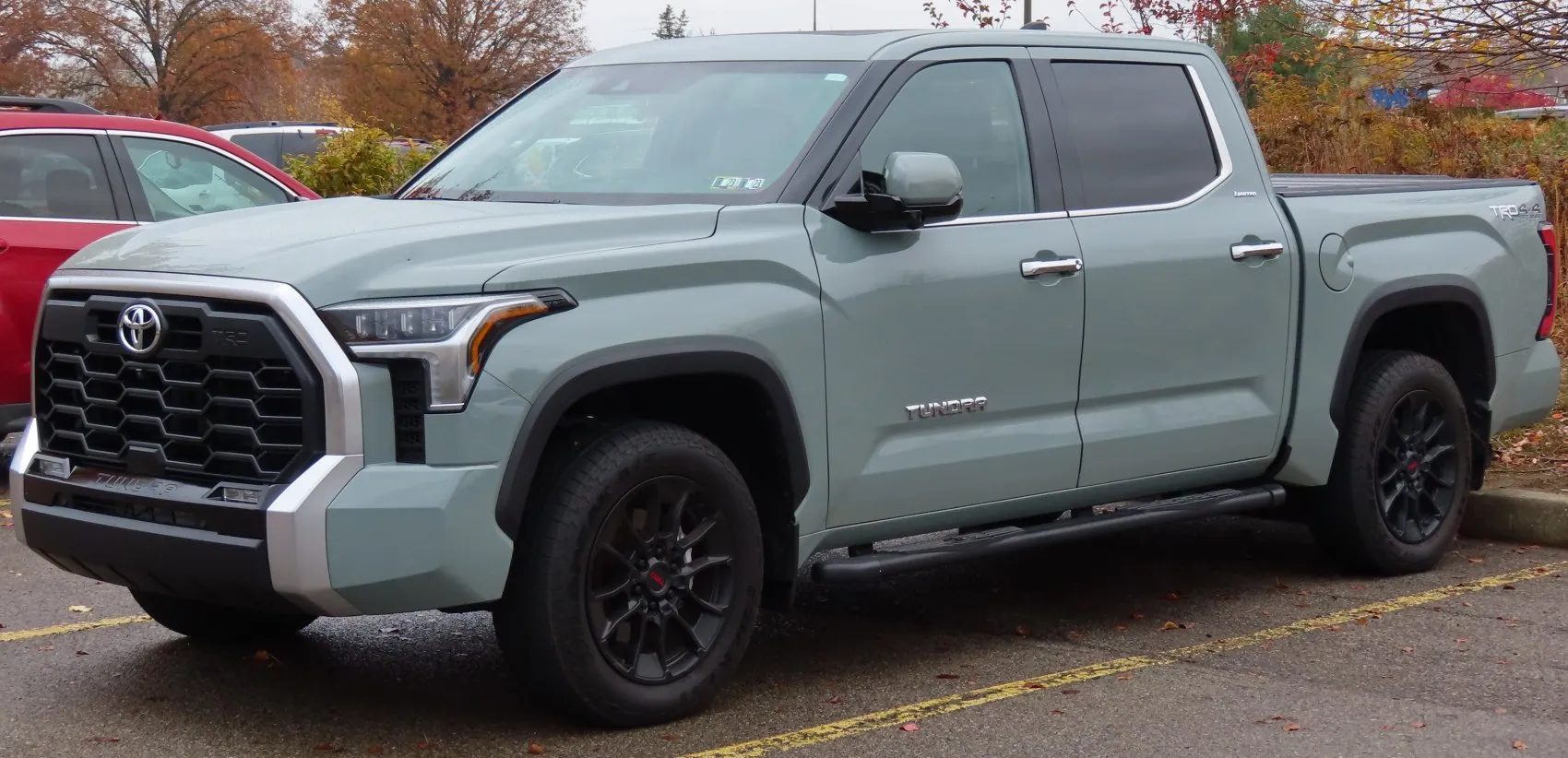 Toyota Tundra III CrewMax Short Bed