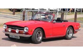 triumph tr-6