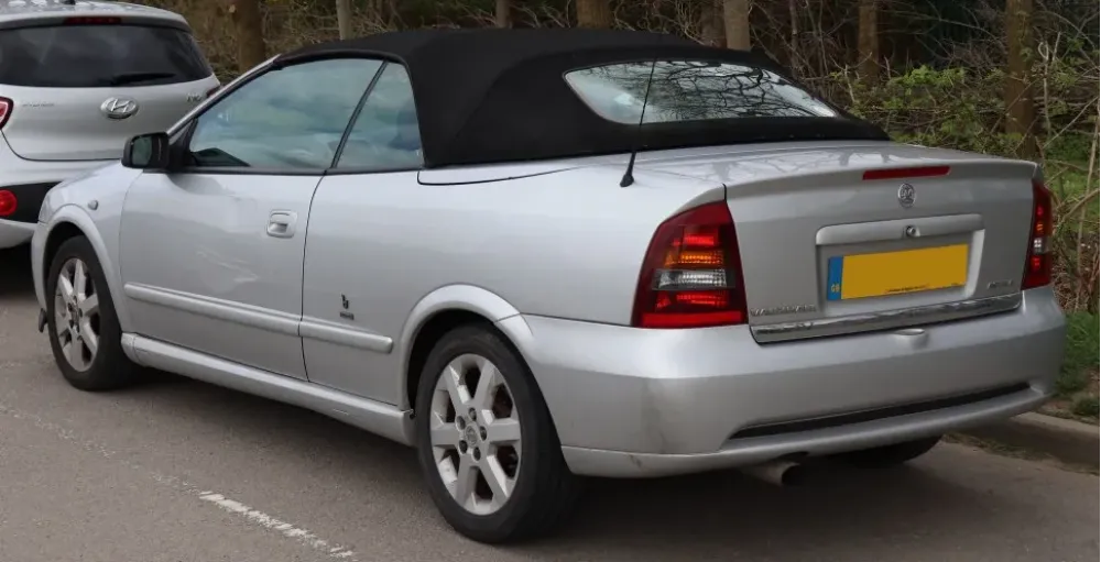Vauxhall Astra Mk IV Convertible
