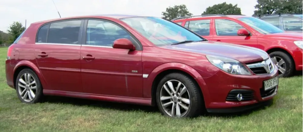 Vauxhall Signum facelift 2005