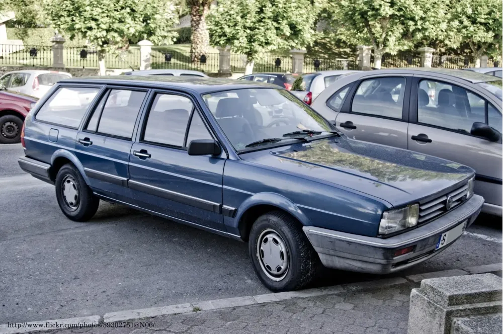 Volkswagen Passat Variant (B2)
