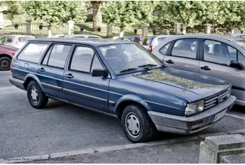 Volkswagen Passat Variant (B2)