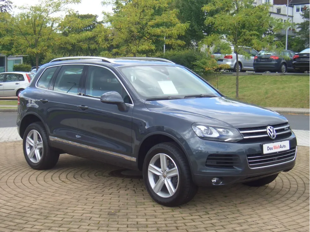 Volkswagen Touareg II (7P)