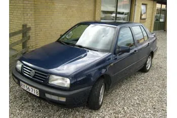 volkswagen vento 1hx0