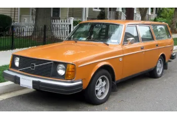 Volvo 240 Combi (P245)
