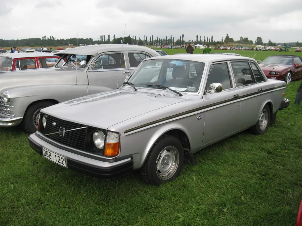 Volvo 240 P242,P244