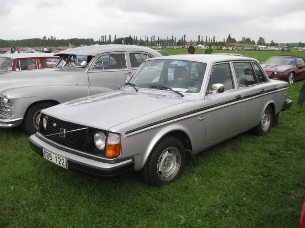 Volvo 240 P242,P244