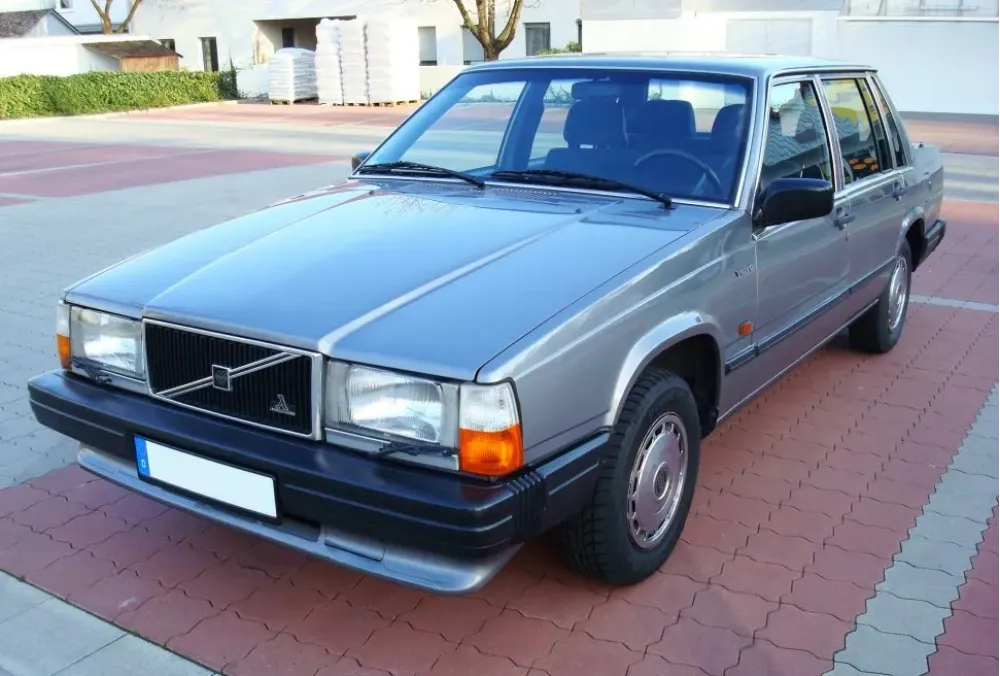 Volvo 740 744