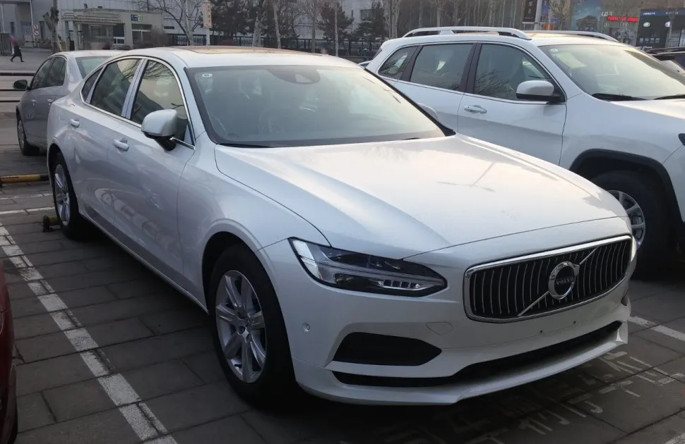 Volvo S90 L (2016)