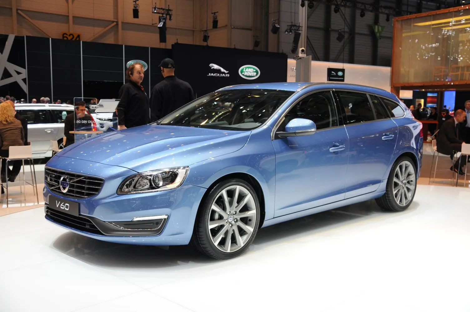 Volvo V60 I (2013 facelift)