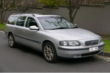 Volvo V70 II