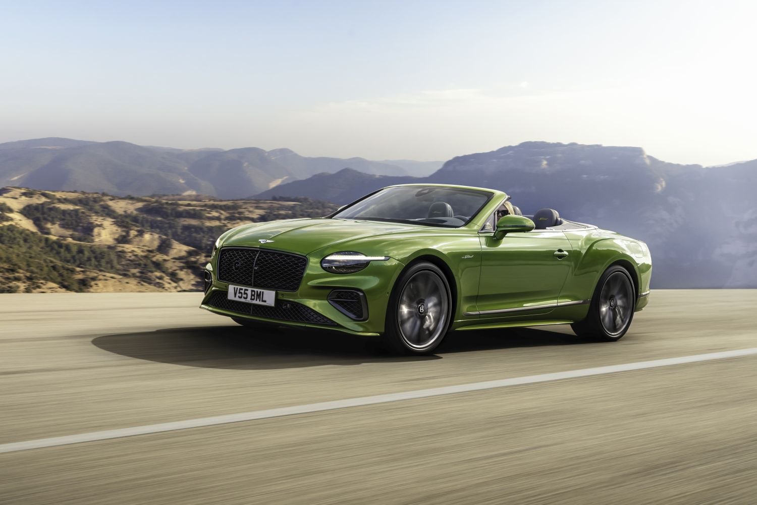 المواصفات والتفاصيل التقنية الكاملة 2024 Bentley Continental GTC IV Speed 4.0 V8 (782 Hp) Plug-in Hybrid AWD DCT