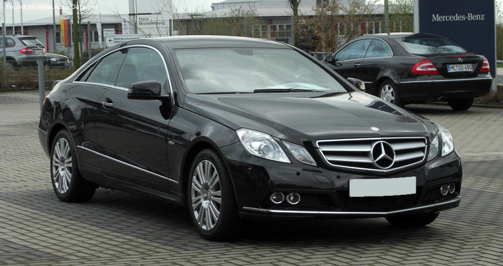 المواصفات والتفاصيل التقنية الكاملة 2011 Mercedes-Benz E-class Coupe (C207) E 300 BlueEFFICIENCY V6 (252 Hp) 7G-TRONIC PLUS