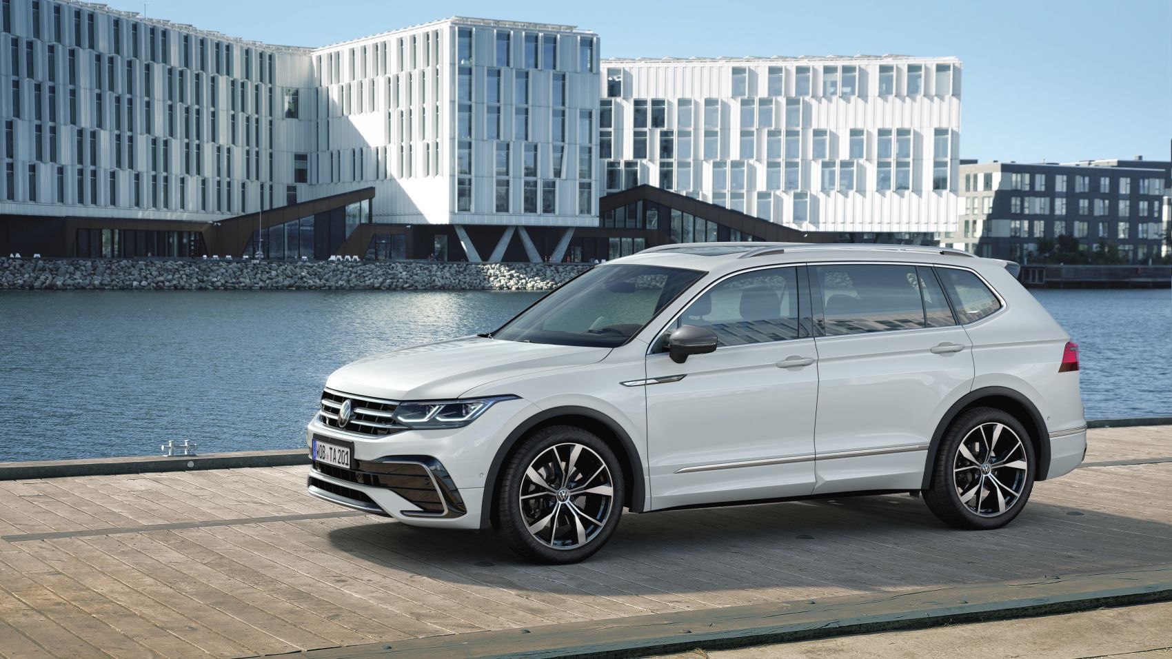 المواصفات والتفاصيل التقنية الكاملة 2024 Volkswagen Tiguan II Allspace (facelift 2021) 2.0 TDI (193 Hp) 4MOTION DSG