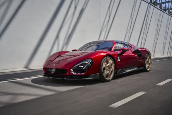 Full specifications and technical details 2023 Alfa Romeo 33 Stradale (2023) 3.0 V6 (620 Hp) DCT