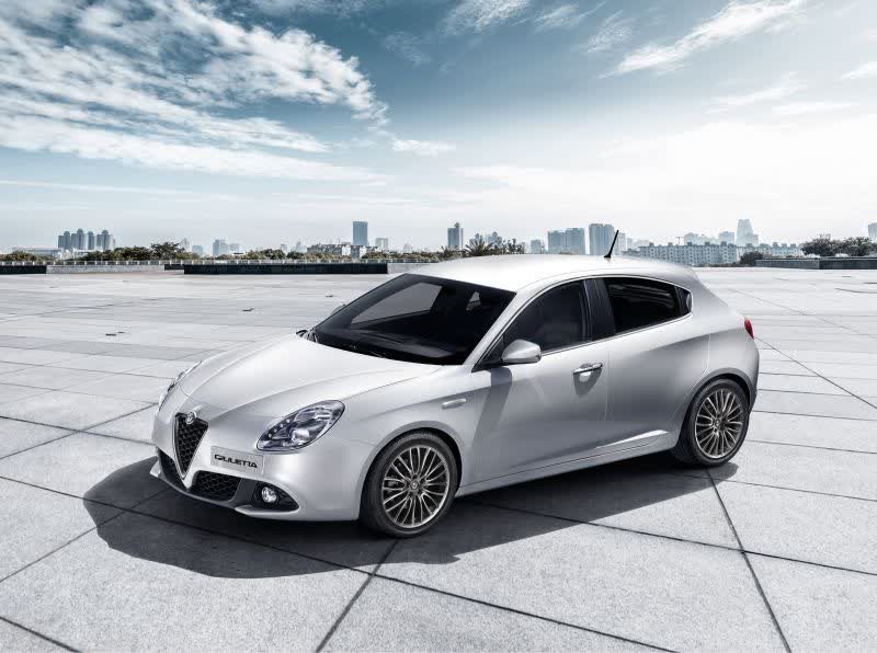 Spécifications complètes et détails techniques 2016 Alfa Romeo Giulietta (Type 940 facelift 2016) 2.0 JTDM (150 Hp) ECO S&S