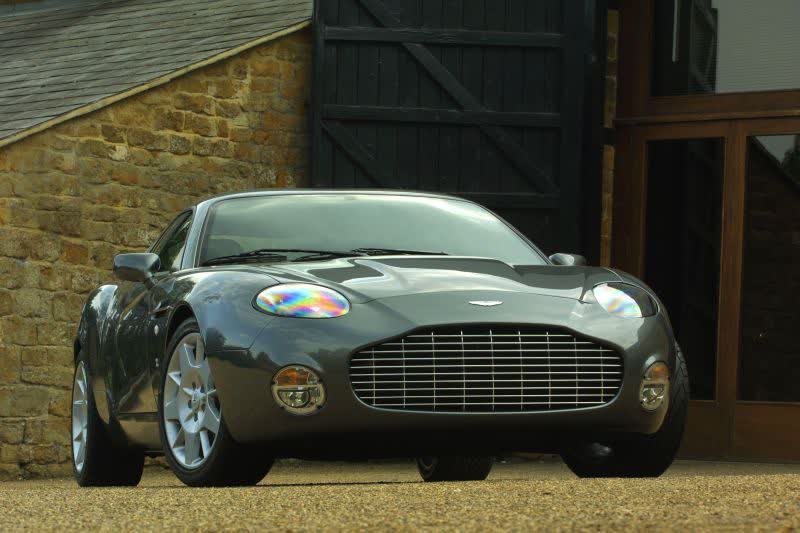Full specifications and technical details 2003 Aston Martin DB7 Zagato 5.9 i V12 48V (450 Hp)