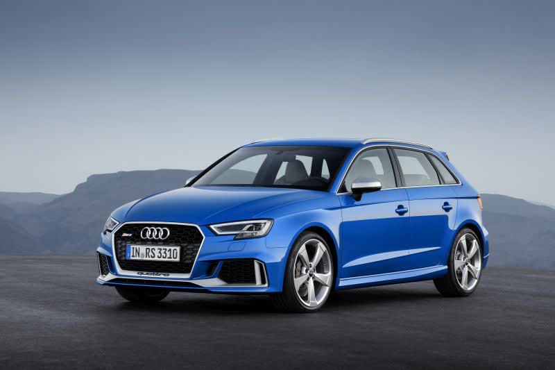 المواصفات والتفاصيل التقنية الكاملة 2017 Audi RS 3 sportback (8VA, facelift 2017) 2.5 TFSI (400 Hp) quattro S tronic