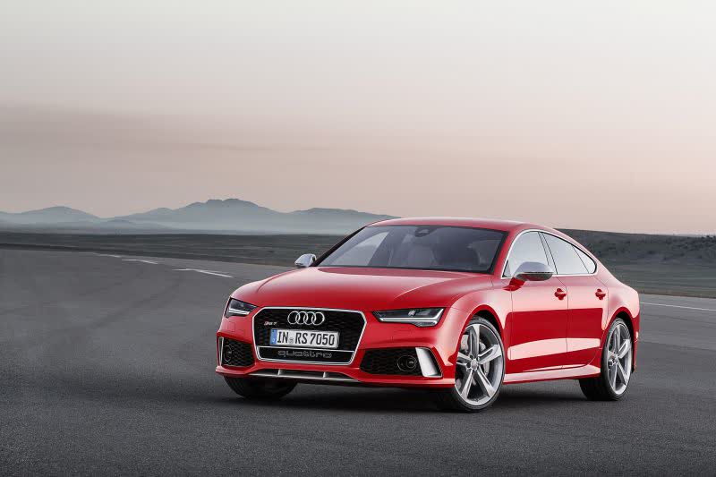 Full specifications and technical details 2015 Audi RS 7 Sportback (C7) 4.0 TFSI V8 performance (605 Hp) quattro Tiptronic