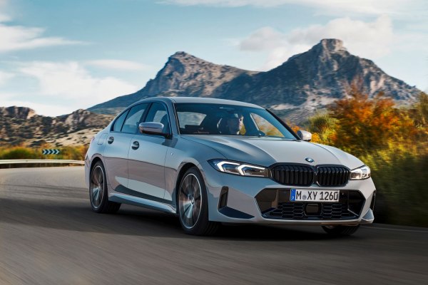 Full specifications and technical details 2022 BMW 3 Series Sedan (G20 LCI, facelift 2022) 330e (292 Hp) Plug-in Hybrid Steptronic