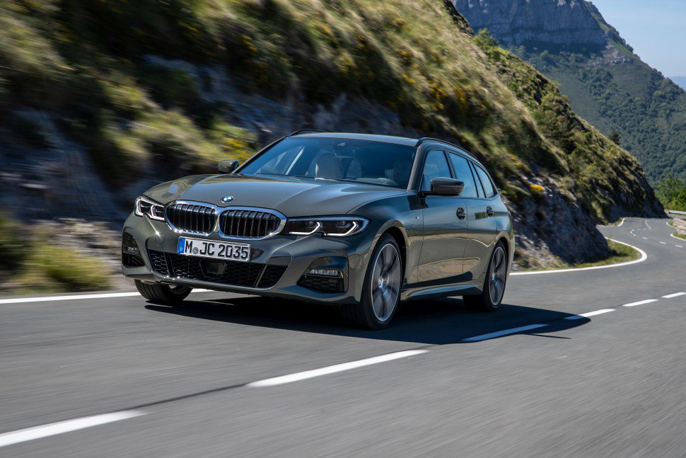 Full specifications and technical details 2020 BMW 3 Series Touring (G21) 320e (204 Hp) Plug-in Hybrid xDrive Steptronic