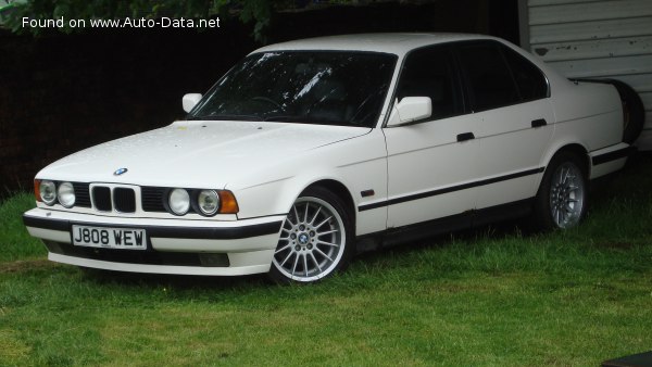 المواصفات والتفاصيل التقنية الكاملة 1988 BMW 5 Series (E34) 535i (211 Hp) Automatic