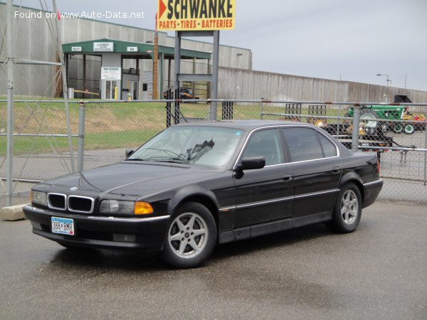 المواصفات والتفاصيل التقنية الكاملة 1996 BMW 7 Series (E38) 740i (286 Hp) Steptronic