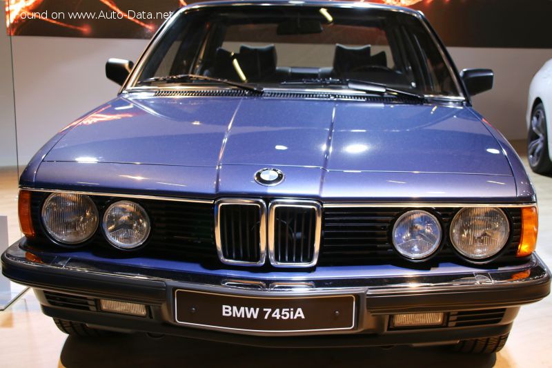 Full specifications and technical details 1983 BMW 7 Series (E23, facelift 1983) 735i (218 Hp) Automatic