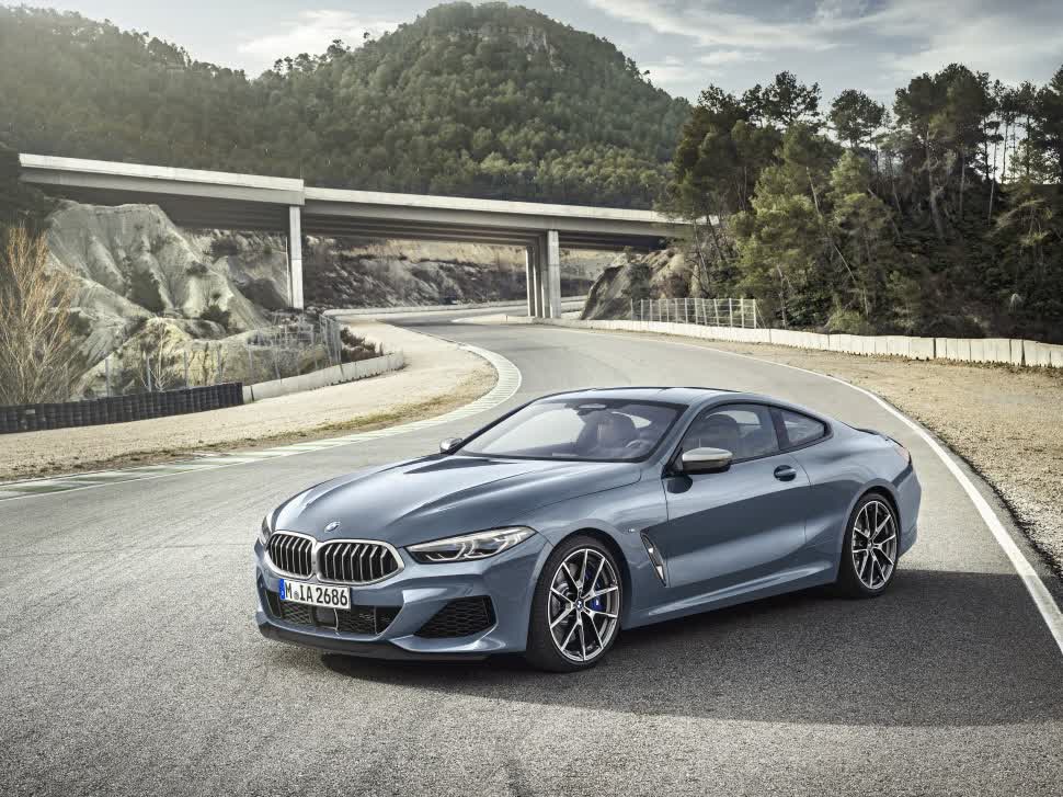 Full specifications and technical details 2018 BMW 8 Series (G15) 840d (320 Hp) xDrive Steptronic