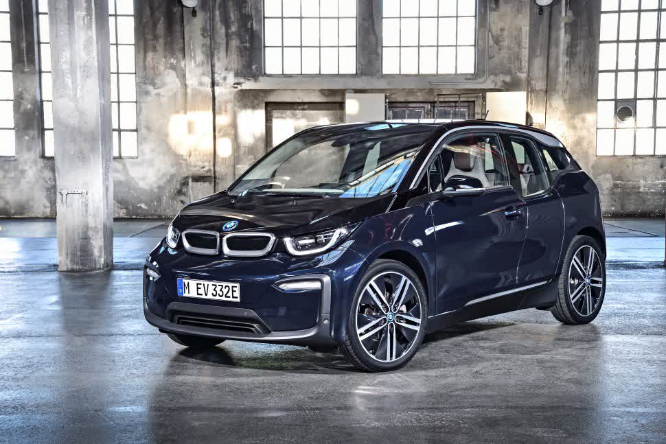 Full specifications and technical details 2017 BMW i3 (l01, facelift 2017) 33.2 kWh (170 Hp) Range Extender