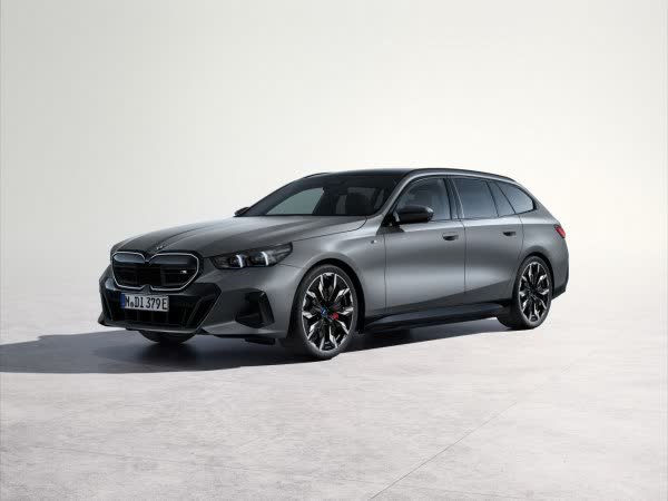 Full specifications and technical details 2024 BMW i5 Touring (G61) M60 81.2 kWh (601 Hp) xDrive