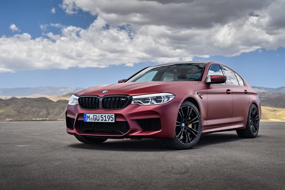Full specifications and technical details 2018 BMW M5 (F90) Competition 4.4 V8 (625 Hp) xDrive Steptronic
