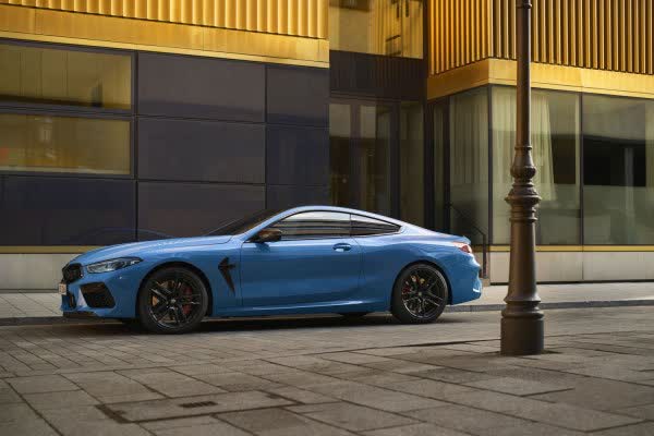المواصفات والتفاصيل التقنية الكاملة 2022 BMW M8 Coupe (F92, facelift 2022) Competition 4.4 V8 (625 Hp) xDrive Steptronic Sport