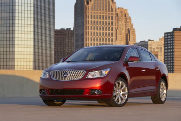 Vollständige Spezifikationen und technische Details 2009 Buick LaCrosse II 3.0 V6 (252 Hp) AWD Automatic