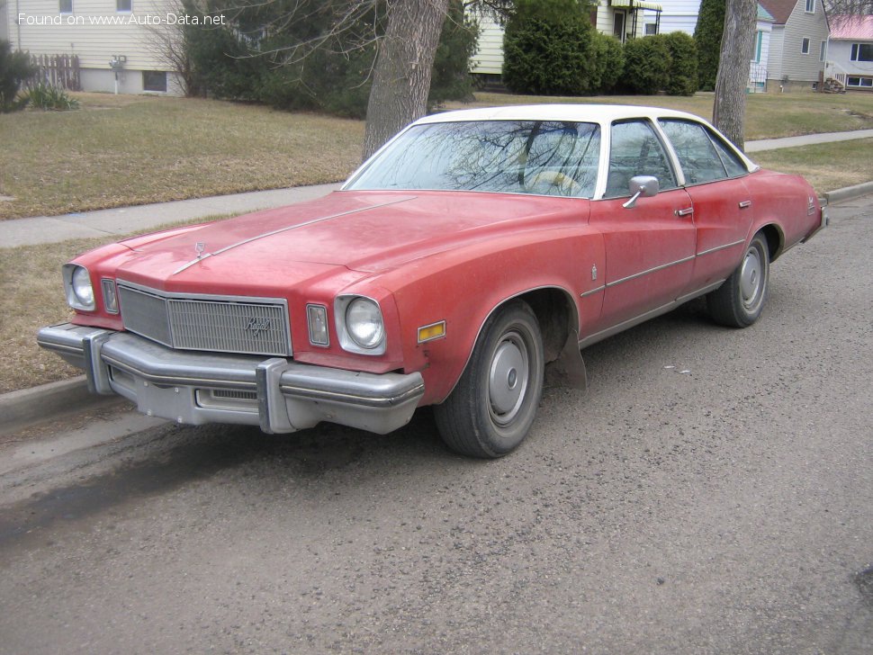 Full specifications and technical details 1973 Buick Regal I Sedan 3.8 V6 (112 Hp) Automatic