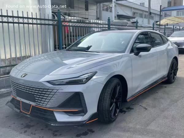 Full specifications and technical details 2022 ChangAn UNI-V I 1.5T (188 Hp) DCT
