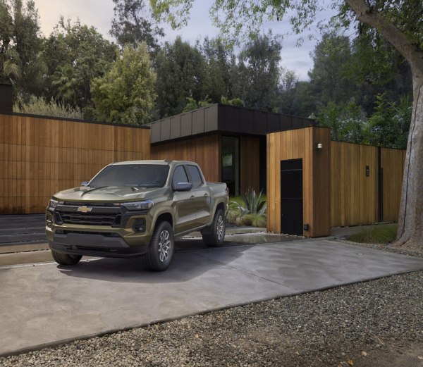 Full specifications and technical details 2023 Chevrolet Colorado III Crew Cab Short Box LT 2.7 Turbo (237 Hp) Automatic