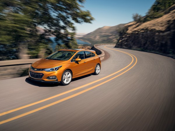 المواصفات والتفاصيل التقنية الكاملة 2017 Chevrolet Cruze Hatchback II 1.4 (155 Hp)