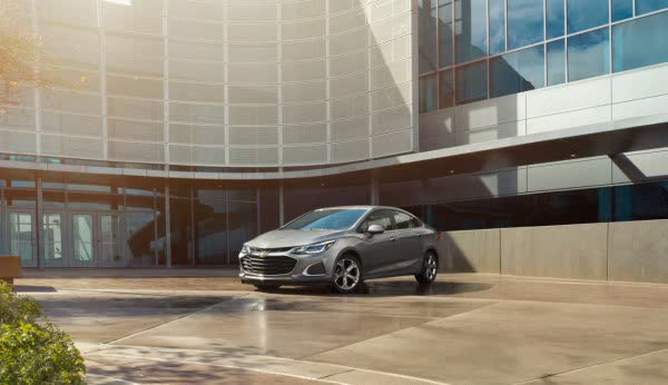 Spécifications complètes et détails techniques 2018 Chevrolet Cruze Sedan II (facelift 2019) 1.6d (137 Hp) Automatic