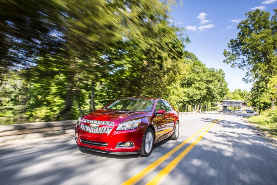 Full specifications and technical details 2012 Chevrolet Malibu VIII 2.4 (167 Hp) Automatic