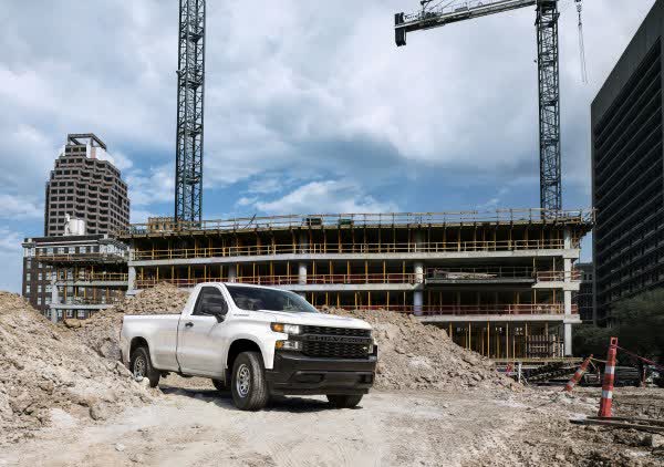 Full specifications and technical details 2018 Chevrolet Silverado 1500 IV Regular Cab Long Box 4.3 EcoTec3 V6 (285 Hp) Automatic