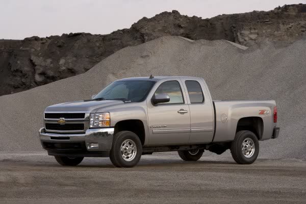 Vollständige Spezifikationen und technische Details 2007 Chevrolet Silverado 2500 HD II (GMT900) Extended Cab Long Box 6.0 V8 (360 Hp) Automatic
