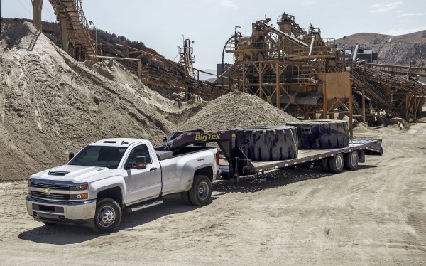 Full specifications and technical details 2015 Chevrolet Silverado 3500 HD III (K2XX) Regular Cab Long Box 6.0 V8 (360 Hp) DRW Automatic