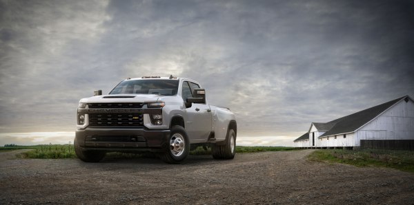 Full specifications and technical details 2020 Chevrolet Silverado 3500 HD IV (T1XX) Crew Cab Long Bed 6.6 V8 (401 Hp) 4WD DRW Automatic