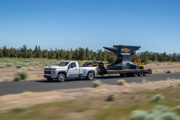 Vollständige Spezifikationen und technische Details 2020 Chevrolet Silverado 3500 HD IV (T1XX) Regular Cab Long Bed 6.6 Duramax TD V8 (445 Hp) 4WD SRW Automatic